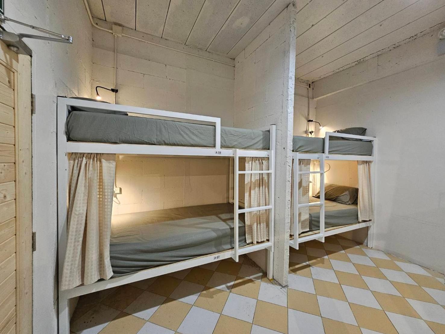 Hao Norn Hostel Тонг Сала Экстерьер фото