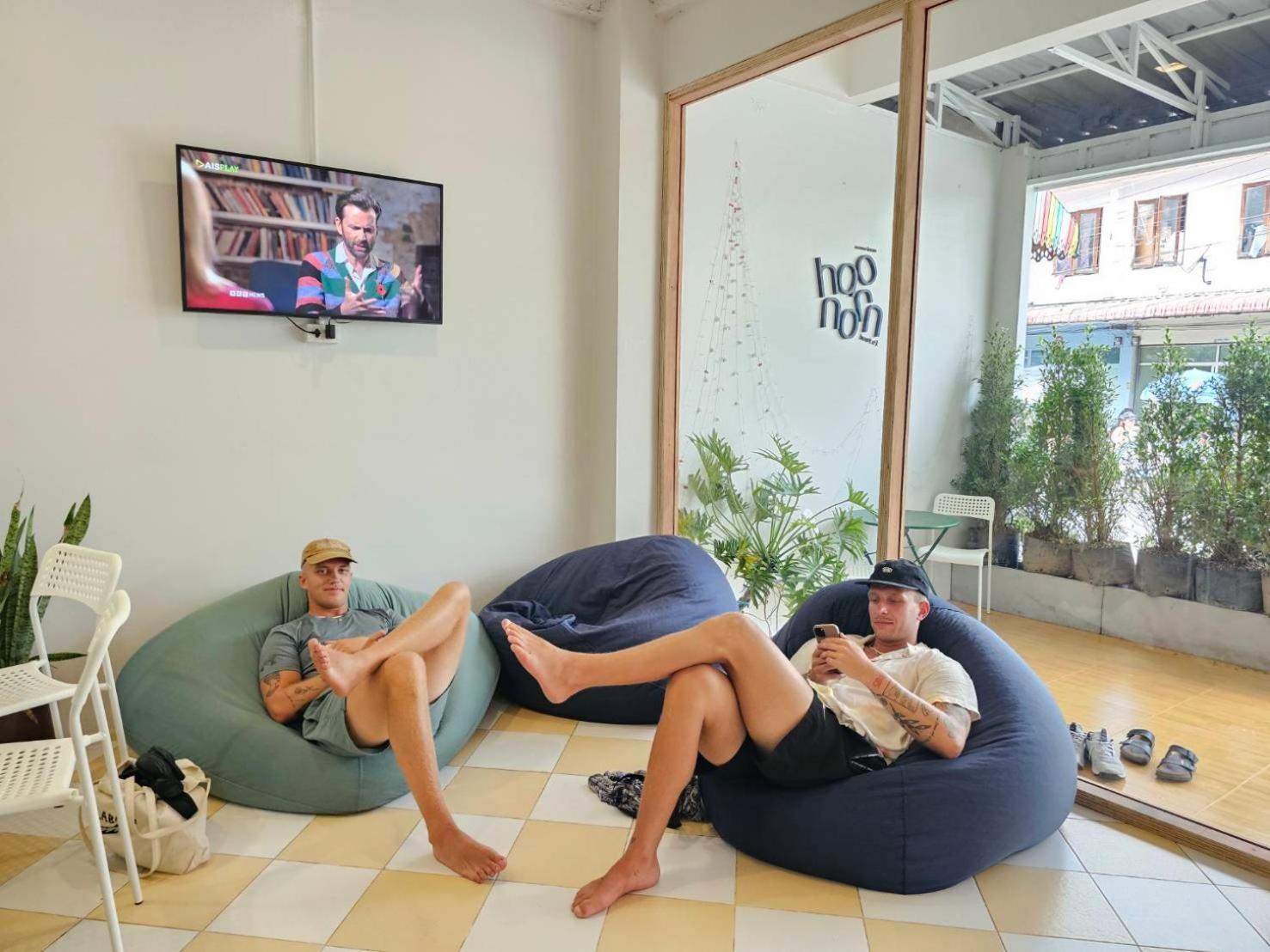 Hao Norn Hostel Тонг Сала Экстерьер фото