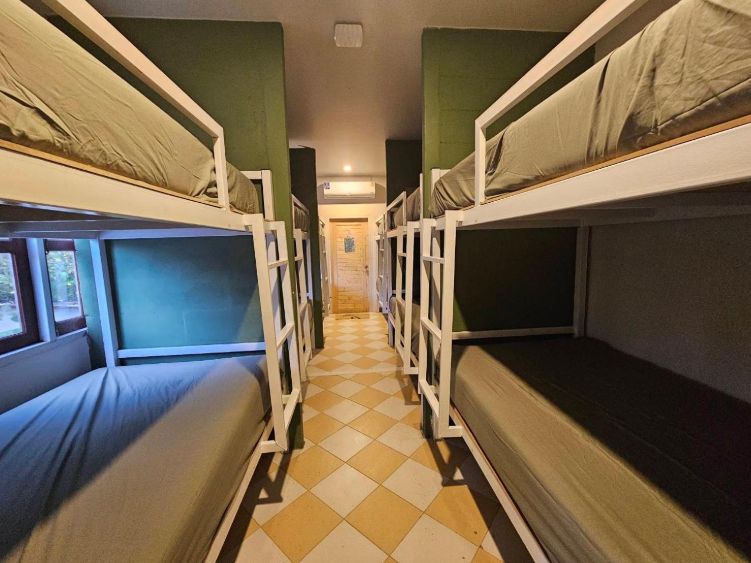 Hao Norn Hostel Тонг Сала Экстерьер фото